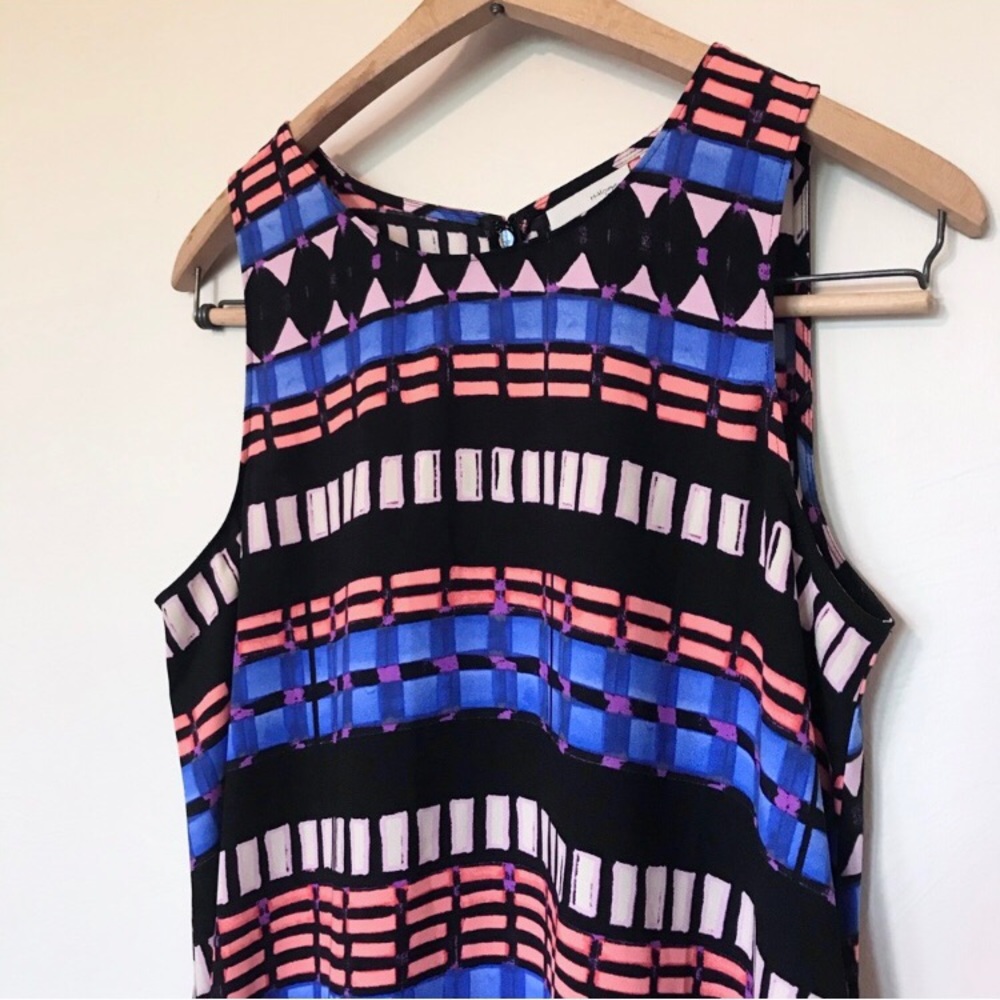 Halogen 🧡 Shift Dress Flowy Geometric Pattern - Picture 2 of 5